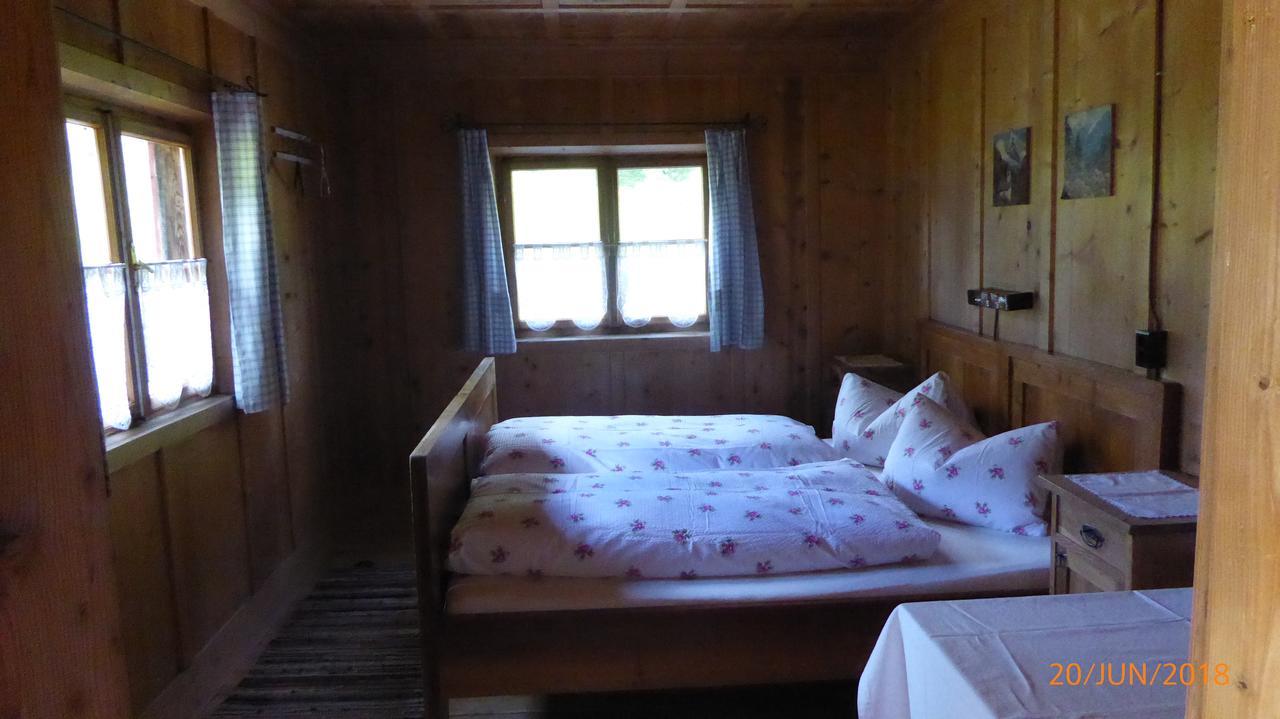 Berghütte Volkzeinerhütte Hostal Außervillgraten Exterior foto